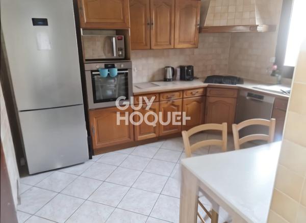 MAISON À LOUER DE 7 PIÈCES DE 135,00 M²