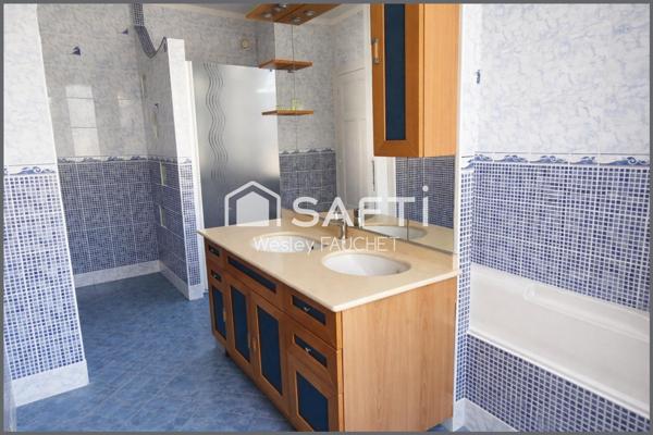 Maison de ville à Châteauroux (36000) – 161 m² –