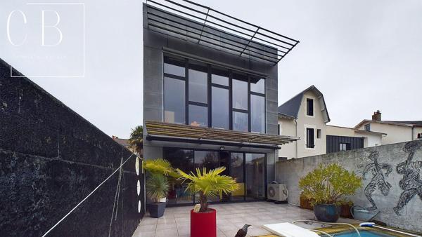 Maison d'architecte atypique avec piscine La Rochelle