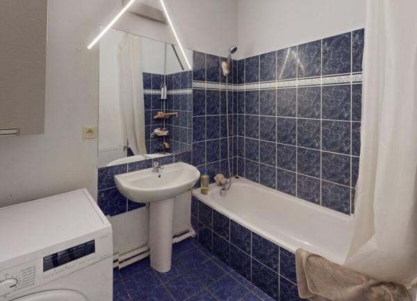 Appartement à vendre    4 pièces • 80,04 m2 Vaulx-en-Velin