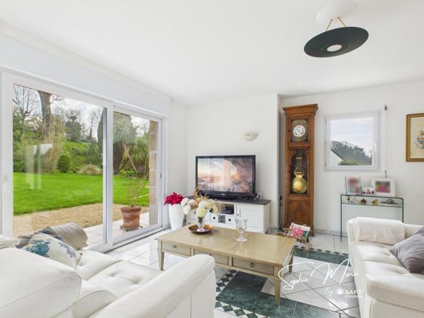 Vue sur la vallée – Vie de plain-pied – Grand terrain au calme à Lannion