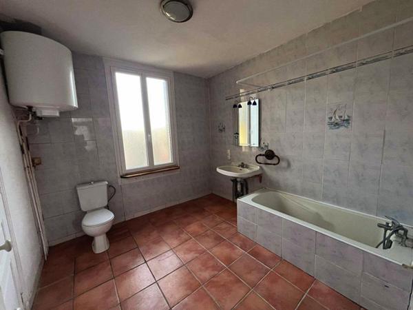 Maison Saint Yrieix La Perche 240 m2