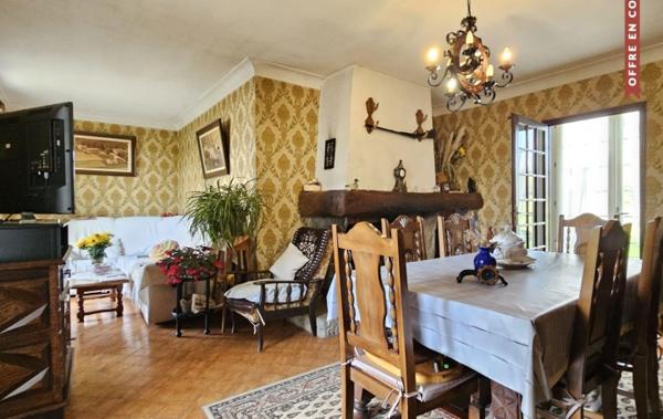 Vente Maison CALME ET CAMPAGNE à rafraîchir Port-sainte-marie   