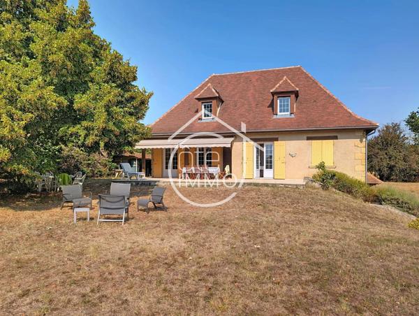 PRIGONRIEUX : Charmante périgourdine de 140m² avec piscine et garage