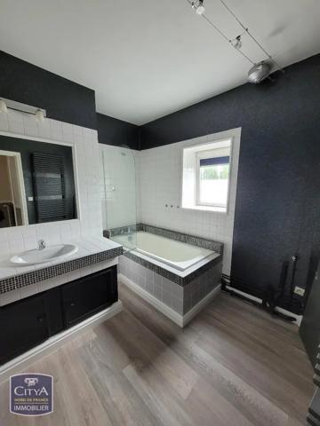 Appartement à louer 3 pièces 84.51m² Lens (62300)