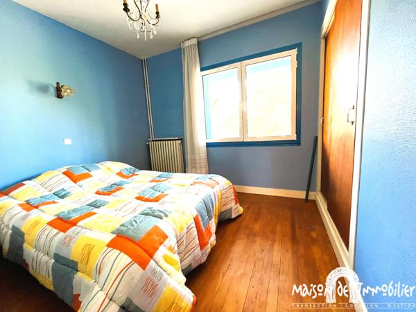 VENTE MAISON EN PARTIE SUR SOUS SOL - 6 PIECES - BEAU JARDIN - SUD ROYAN