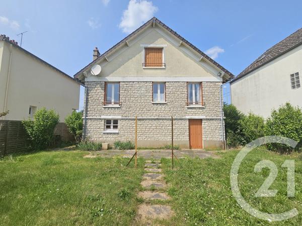 Maison à vendre  4 pièces - 97 m2 ST PIERRE LES NEMOURS - 77