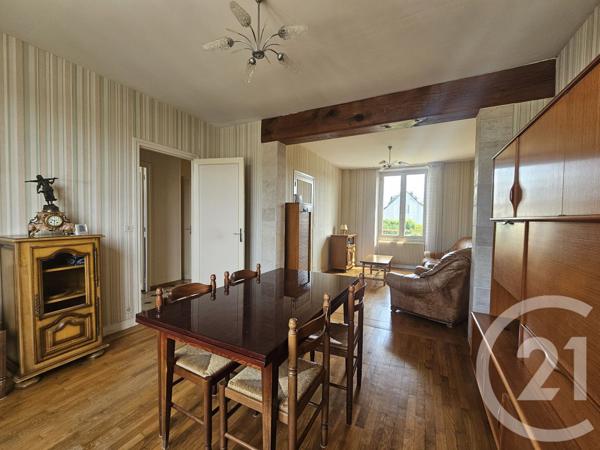 Maison à vendre  4 pièces - 97 m2 ST PIERRE LES NEMOURS - 77