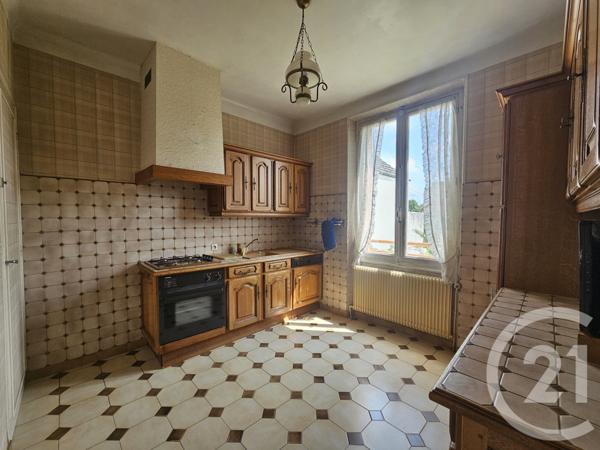 Maison à vendre  4 pièces - 97 m2 ST PIERRE LES NEMOURS - 77