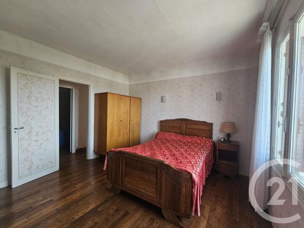 Maison à vendre  4 pièces - 97 m2 ST PIERRE LES NEMOURS - 77