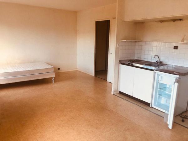 APPARTEMENT T1,  
Nantes 44000