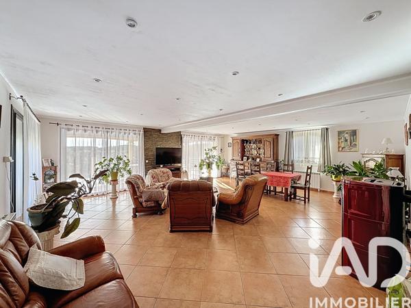 Maison à vendre 8 pièces 267 m² Flassans-sur-Issole