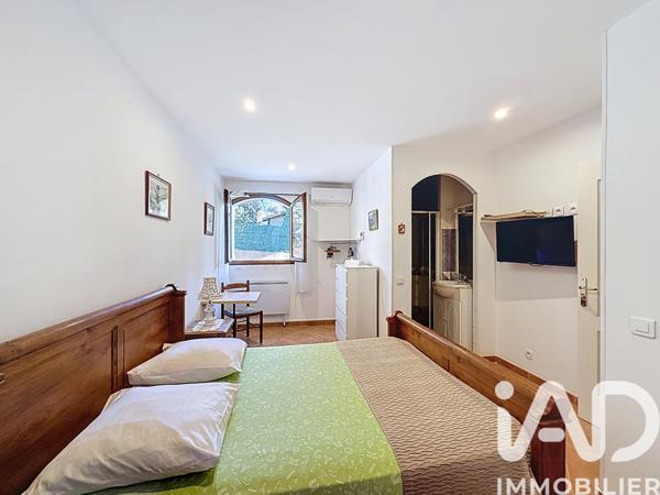 Maison à vendre 8 pièces 267 m² Flassans-sur-Issole