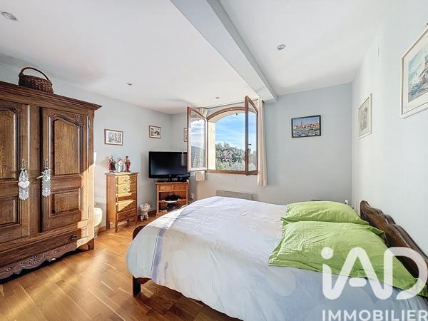 Maison à vendre 8 pièces 267 m² Flassans-sur-Issole