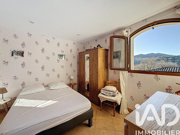 Maison à vendre 8 pièces 267 m² Flassans-sur-Issole