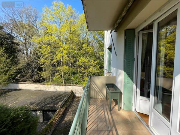 Appartement à vendre à Bourg-en-Bresse dans l'Ain (01000), ref : 01083-1949