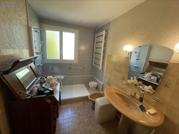 Appartement à vendre à Bourg-en-Bresse dans l'Ain (01000), ref : 01083-1949