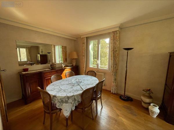 Appartement à vendre à Bourg-en-Bresse dans l'Ain (01000), ref : 01083-1949