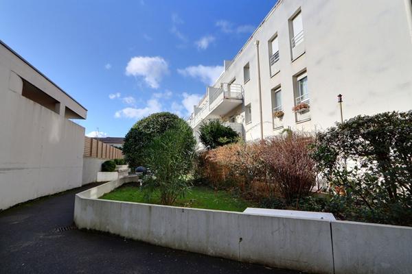 Appartement Aubervilliers 3 pièce(s) 60.41 m2