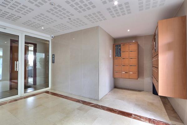 Appartement Aubervilliers 3 pièce(s) 60.41 m2