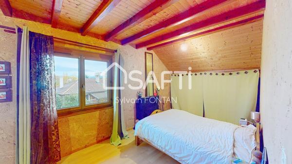 GRANDE MAISON FAMILIALE AVEC VUE DEGAGEE