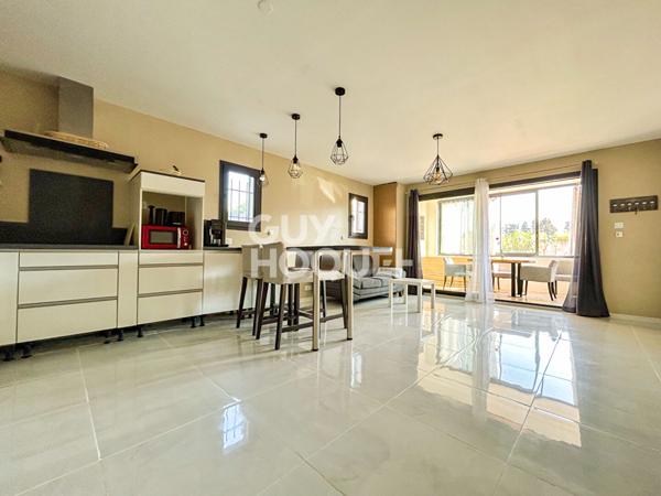 Appartement récent avec places de parking à l'Isle sur la Sorgue