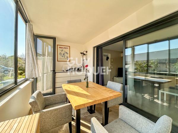 Appartement récent avec places de parking à l'Isle sur la Sorgue