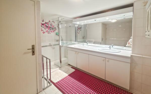 Maison à vendre    4 pièces • 95 m2 Antibes