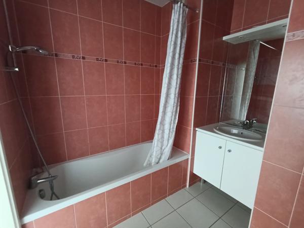 Appartement 3 pièces + parking + cellier