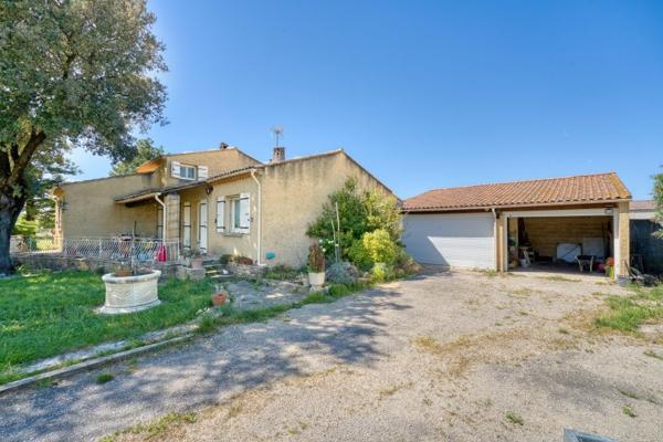 Vente / Maison et grand terrain à Mondragon (84430)