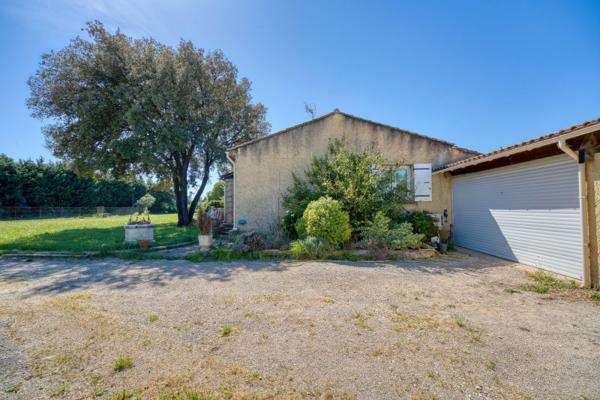 Vente / Maison et grand terrain à Mondragon (84430)