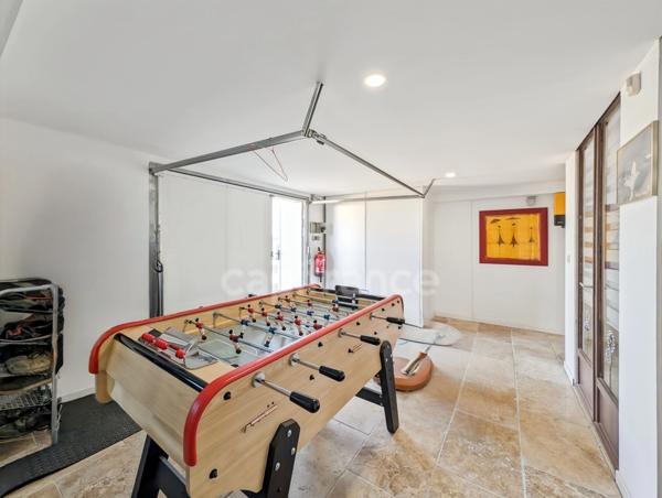 Maison à vendre 9 pièces (71) ST DESERT 184 m² 2 garages 2 dépendances piscine terrain de 1800 m²