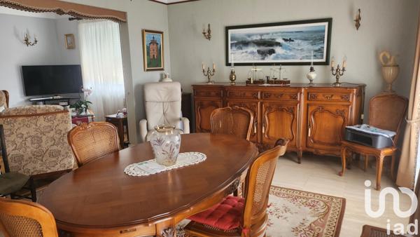 House for sale 4 rooms 93 m² Léojac