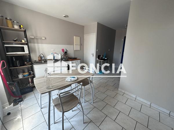 Location Appartement 2 pièces 23 m² - 18 RUE DE LA VIEILLE HORLOGE La Roche Sur Yon 85000