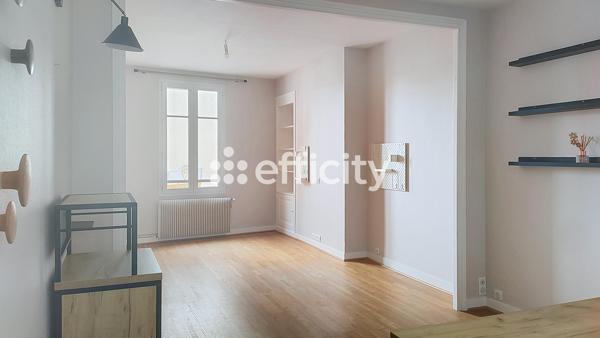 Appartement
         2 pièces
        - 49 m² 139 000 € *
