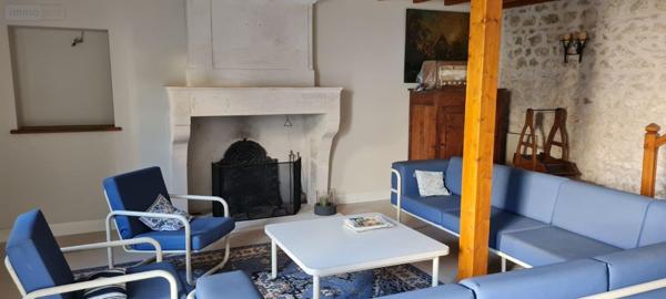 Maison de ville à vendre à L'Éguille en Charente-Maritime (17600), ref : 01994   
centre ville