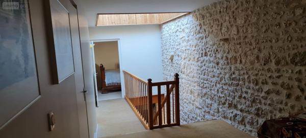 Maison de ville à vendre à L'Éguille en Charente-Maritime (17600), ref : 01994   
centre ville