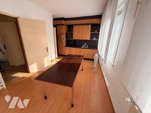 A vendre chez votre Notaire : Immeuble à usage professionnel sur Dunkerque Rosendael (59240) pr...
