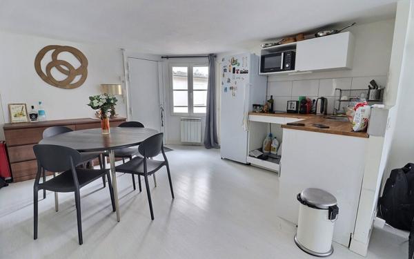 Appartement à vendre    3 pièces • 56 m2 Paris 2