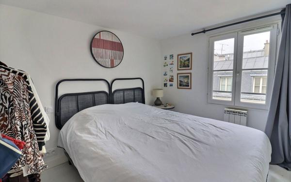 Appartement à vendre    3 pièces • 56 m2 Paris 2