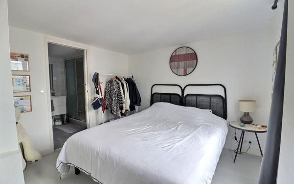 Appartement à vendre    3 pièces • 56 m2 Paris 2