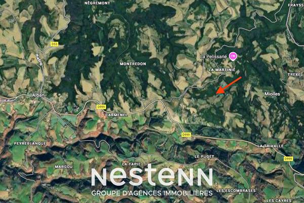 Curvalle Terrain boisé avec ruine