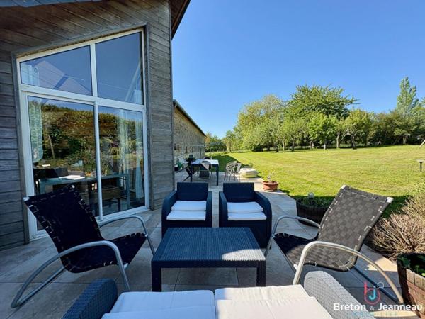 Propriété sur 1 ha 50 à Soulgé sur Ouette