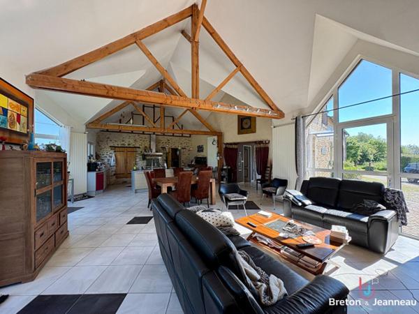 Propriété sur 1 ha 50 à Soulgé sur Ouette