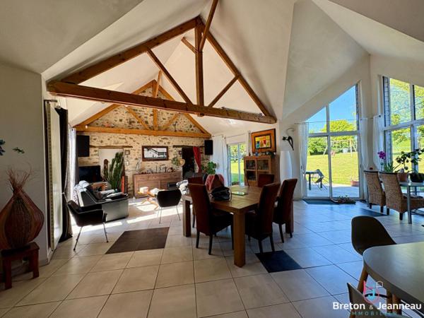 Propriété sur 1 ha 50 à Soulgé sur Ouette