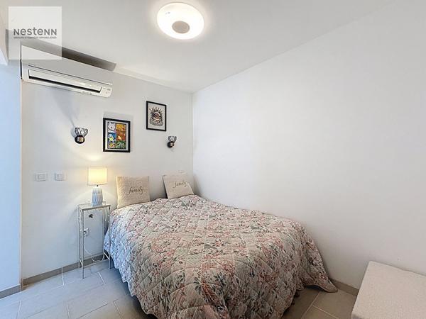 Maison T4 de 130 m² avec dépendance, piscine et vue panoramique à Saint-Chamas