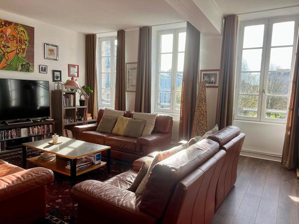 Appartement Rochefort 4 pièce(s) 141 m2