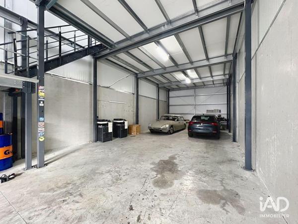 Location local d’activité 255 m² Brie-Comte-Robert