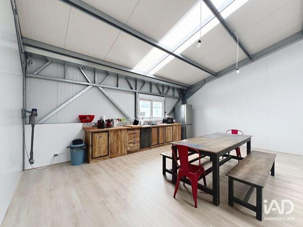 Location local d’activité 255 m² Brie-Comte-Robert