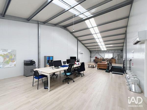 Location local d’activité 255 m² Brie-Comte-Robert